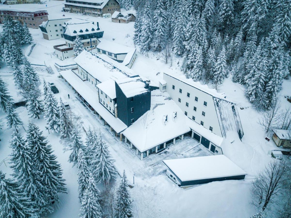 Hotel Rajska Dolina Jahorina Eksteriør billede